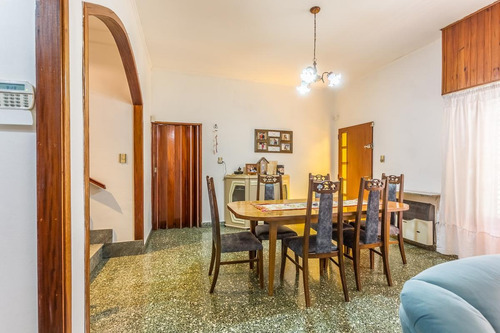 Imagen 9 de 30 de Casa 5 Amb Con Patio Y Terraza Ramos Mejía Sur