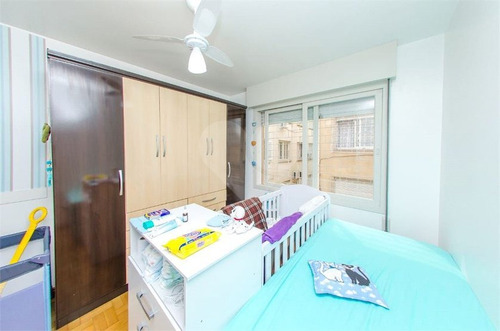 Apartamento 2 Dormitórios Com Dependência E Vaga De Garagem No Menino Deus - 28-im501055