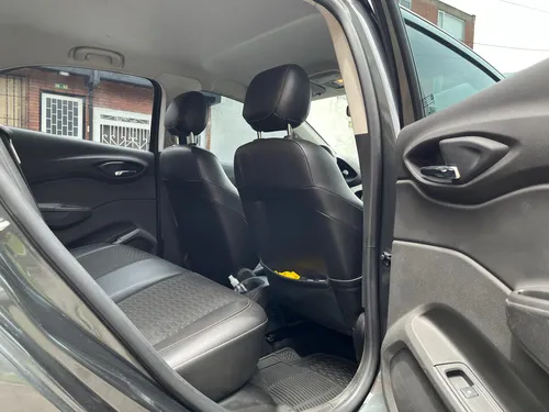 Chevrolet Onix 1.4 Ltz 4 p