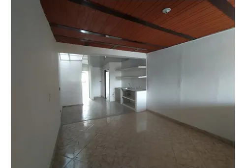 Venta De Casa Trifamiliar Y Local En La Merced, Norte De Cali 3208.