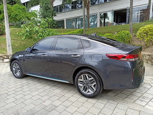 Kia Optima 2.0 Zenith Hibrido 2020 Automatico