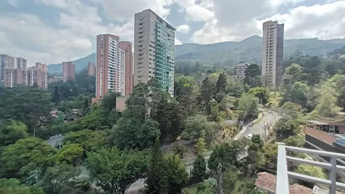 Apartamento En Arriendo Los Naranjos 743-6288