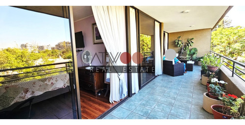 Depto 3er Piso 3 Dorm + Serv. Apumanque / 145 M2 Totales