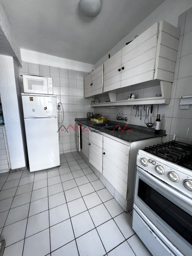 En Venta 2 Dormitorios Parrillero Propio Y Vista Al Mar Gastos Bajos