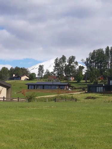 Parcela En Los Riscos,  Vistas Al Lago Y  Volcan Villarica