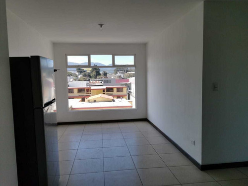Imagen 3 de 9 de Aaprtamento En Renta En Zona 7 Portico