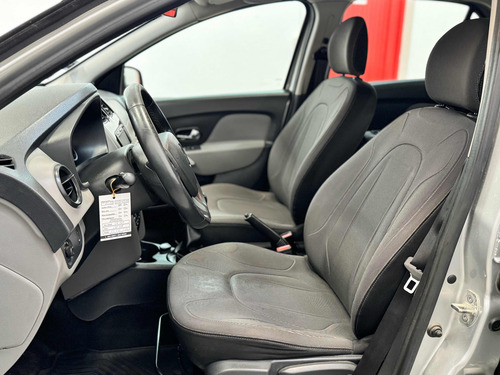 Renault Logan 1.6 Privilege Plus 105cv