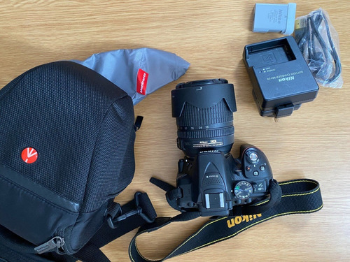 Nikon D5300 + Lente Vr 18-105 + Acessórios