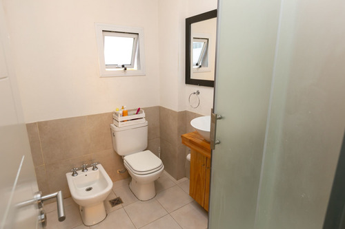 Imagen 15 de 30 de Departamento En Venta Caseros Centro! Permuta