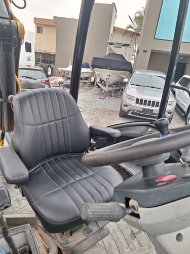 Caterpillar 416f 4x4 2013 Extensión Y Accesorio Rotomartillo