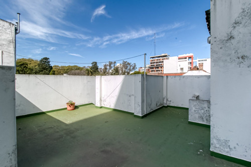 Ph En Venta, 3 Dormitorios Y Terraza, La Plata