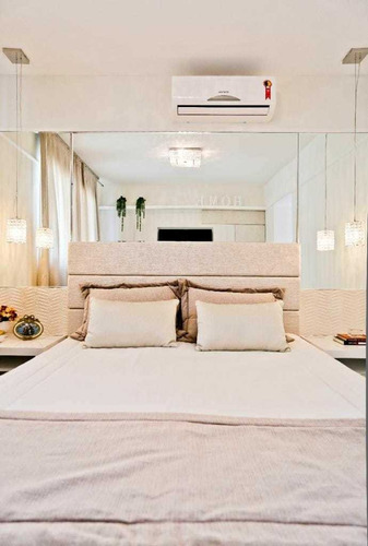 Imagem 10 de 14 de Apartamento Com Mobília De Alto Padrão!!