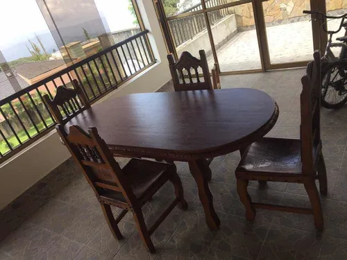 Juego De Comedor En Madera (Usado)