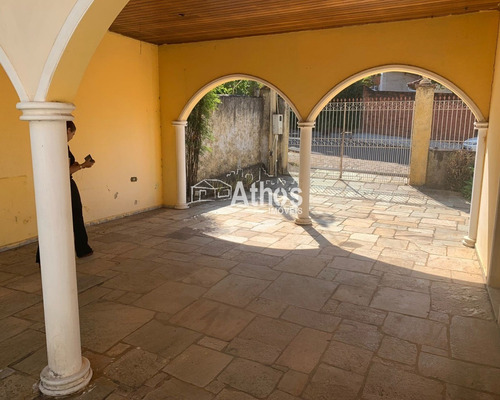 Imagem 10 de 15 de Chácara No Colinas Ii, At 1000m², Ac 323m², 3 Dormitórios, 2 Banheiros, Garagem Para 4 Carros - Ch00320 - 70921791