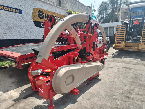 Ensiladora 1 Surco Nogueira New Slim