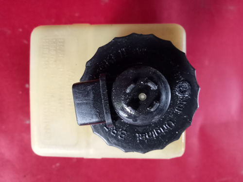 Deposito De Líquido De Frenos Jetta A2 Golf 87 A 92 Original (Usado)