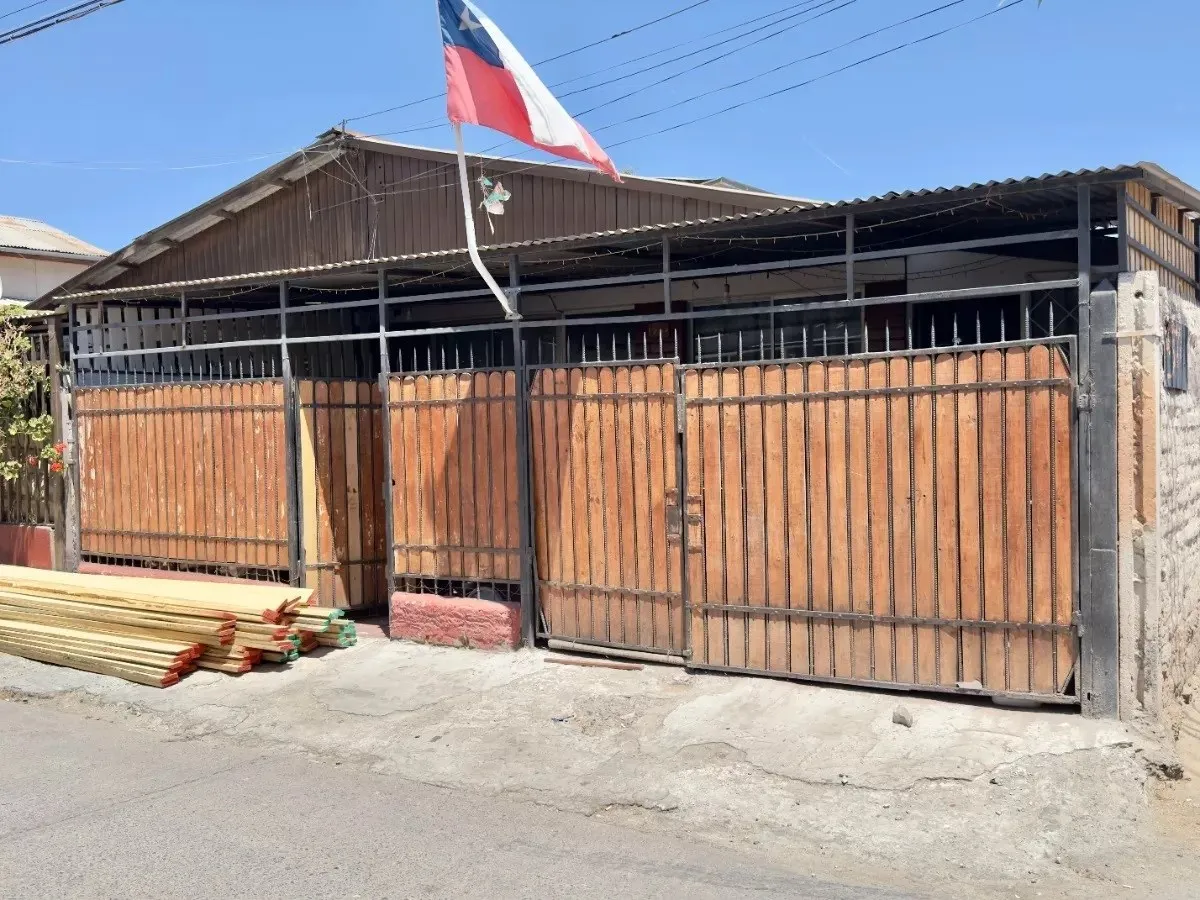Imagen 2 de 6 de Casa En Venta De 2 Dorm. En Pudahuel
