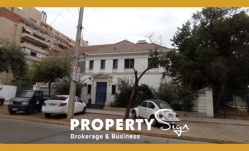 Venta Casona Con Anteproyecto De Edificio En Ñuñoa Of-70