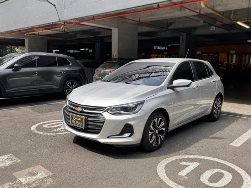 Chevrolet Onix 1.0T Premier Hatch At