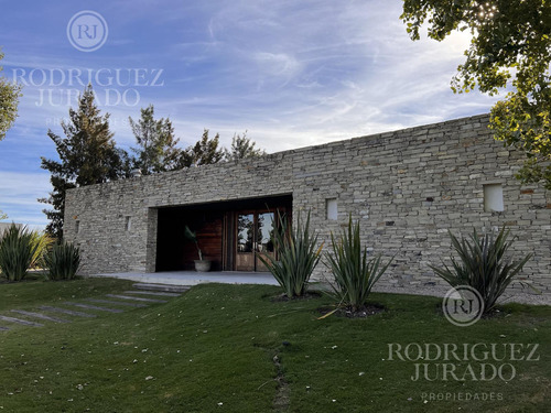 Lote Al Agua En El Naudir