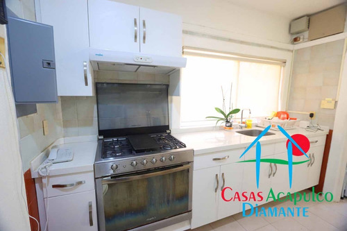 Imagen 14 de 30 de Cad Océano Playa Fortuna Ph 7. Roof Garden Con Palapa, Sala, Comedor, Asador Y Alberca Para 8 Personas
