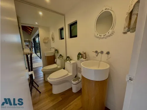 Hermosa Casa En El Retiro De Un Solo nivel(mls#253251)