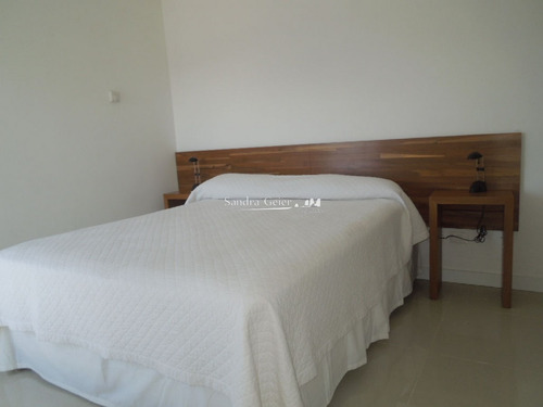 Venta Av Chiverta Edificio Forest Tower Ii Todo Sol!!!!!- Ref: 698