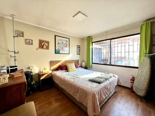 Barrio Gran Bretaña, Amplia Casa, 5d2b+servicio