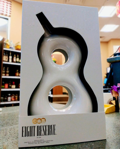 Tequila Eight Reserve Añejo Con Estuche Bostonmartin