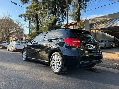 Imagen 16 de 24 de Mercedes Benz A200 Style 1.6 T De 156cv U/mano 49.000km 2013