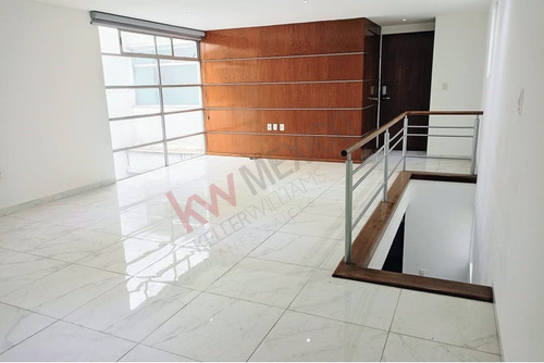 Renta De Departamento Duplex, 2 Recamaras Y Cajón Independiente En Georgia, Nápoles
