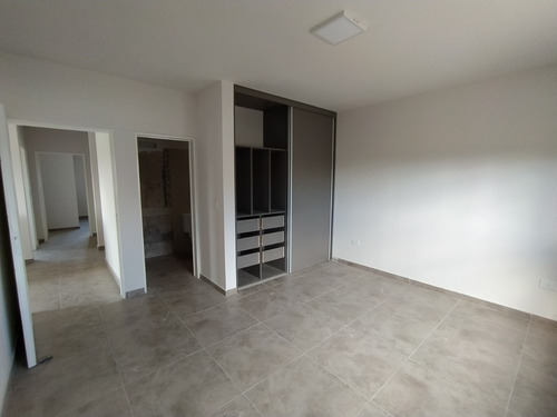 Imagen 10 de 14 de Duplex En Venta 3 Dormitorios Housing Nuevo Poeta Lugones