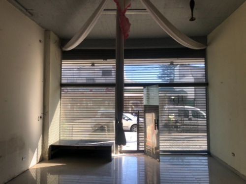 Imagen 2 de 5 de Local En Venta En Santos Lugares