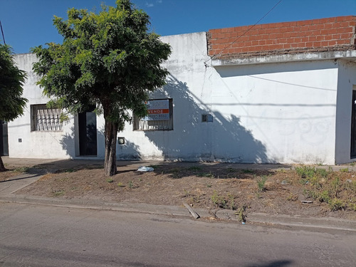 Casa En Venta 5 Ambientes Con Local - Calle Barragan 5100 Gonzalez Catan