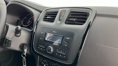 Renault Logan LIFE