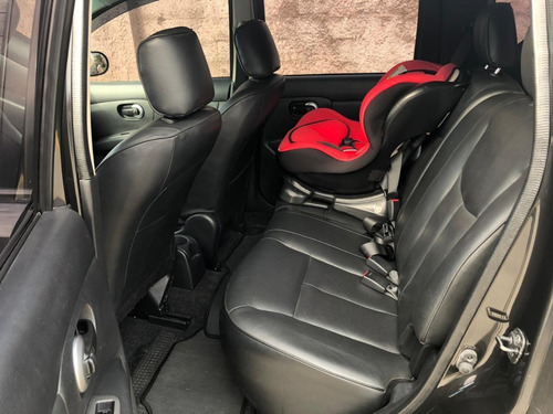 Nissan Livina X-gear