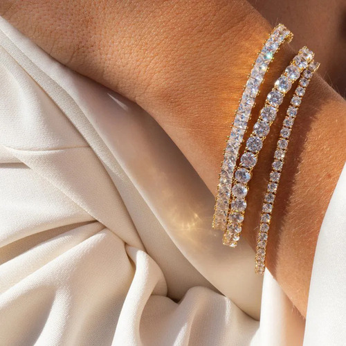 Pulsera Redonda Con Cadena De Tenis Llena De Diamantes