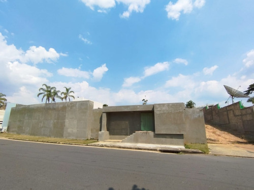 Exclusiva Parcela En Venta Urbanización Guataparo Country Club. Luz Coelho