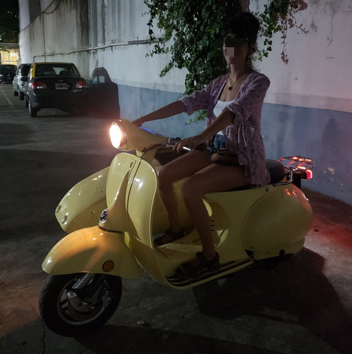 Vespa Con Sidecar, Única, Hermosa, Eléctrica