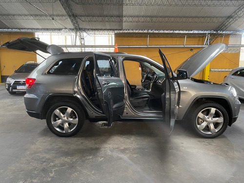 Imagen 11 de 25 de Jeep Gran Cherokee Overland