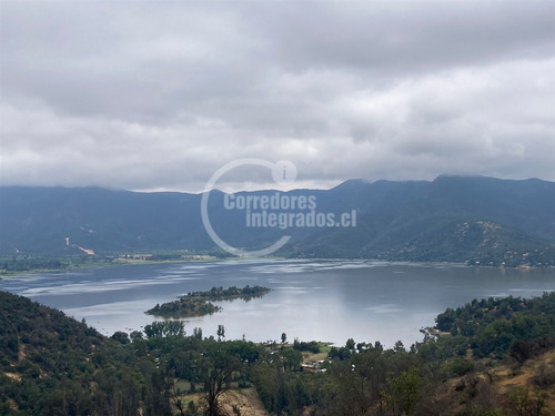 Excelente Parcela En Condominio En La Laguna De Aculeo.