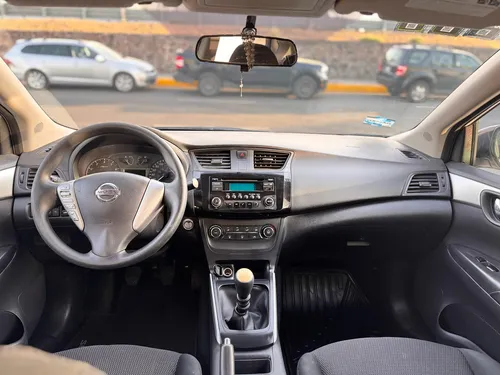 Nissan Sentra 1.8 Sense Mt