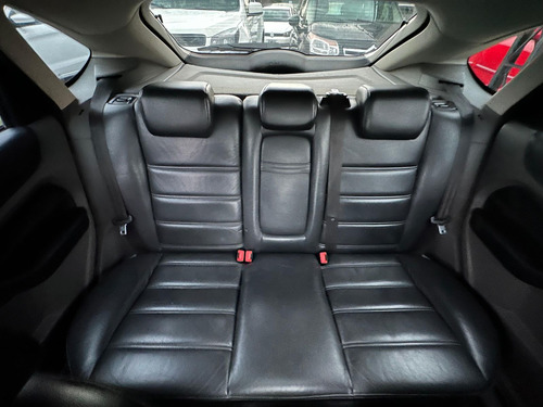 Ford Focus 2 2.0 Ghia Mt