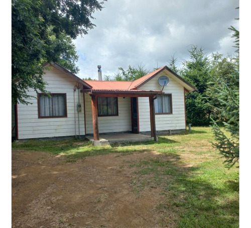 Venta / 2 Parcelas Molco - Una Con Casa / Ambas O Separadas