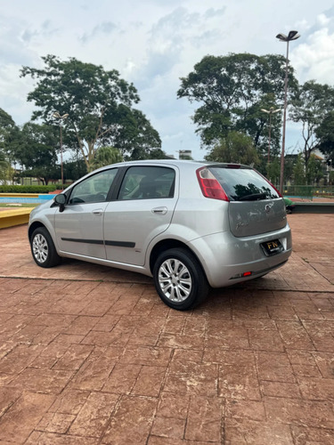 Fiat Punto 1.4 ELX 8V FLEX 4P MANUAL