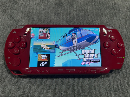Psp Slim Modelo 2000 Red Y 64gb Llena De Juegos Rojo (Usado)