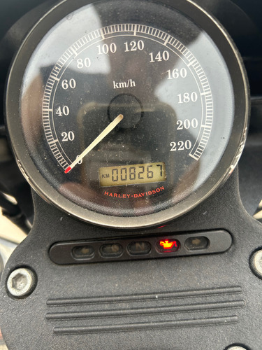 Moto Harley Davidson 883cc