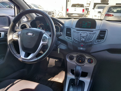 Ford Fiesta Kinetic 1.6 Se Plus Powershift 120cv