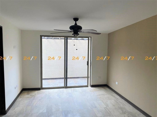 Imagen 3 de 11 de Centrico Departamento En Venta!!!