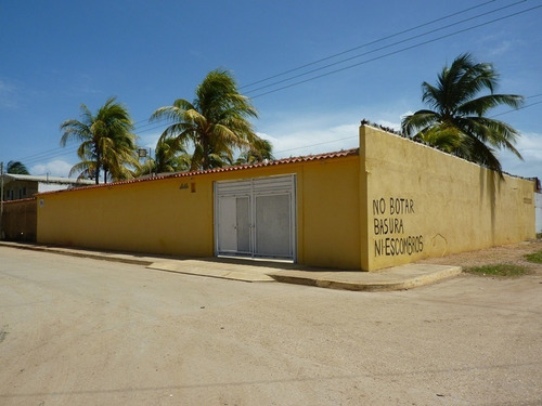 Imagen 1 de 19 de Casa En Venta.